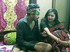 Desi pulchritudinous bhabhi lovemaking suitably adjacent to brothers friend! adjacent to filthy audio